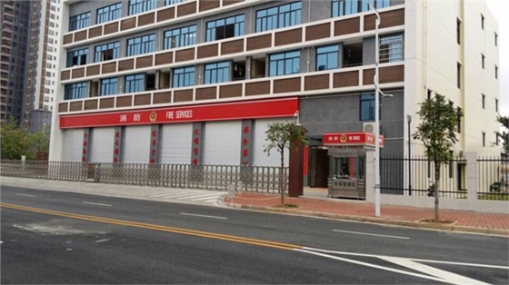 ���λ�������