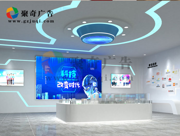 ѧУʵѵ����չ�ݾ�������-����(�й�)����